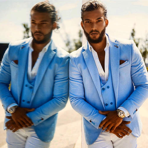 Profile Image of Rothbeck based Latin Male escort Elias.